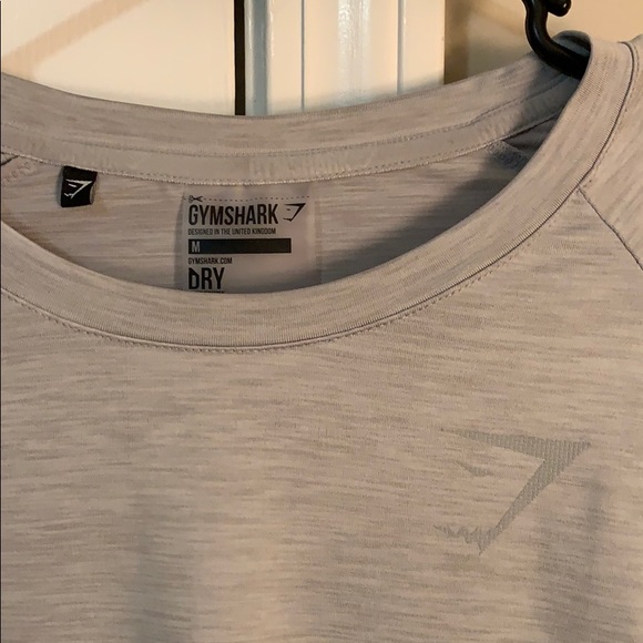 Gymshark vented long sleeve performance shirt - Picture 2 of 3